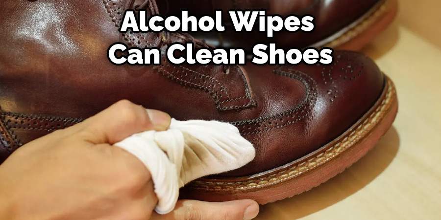 Alcohol Wipes Can Clean Shoes