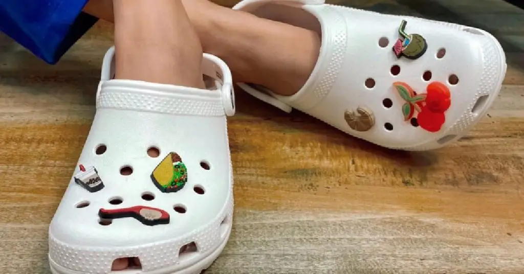 How to Unshrink Crocs