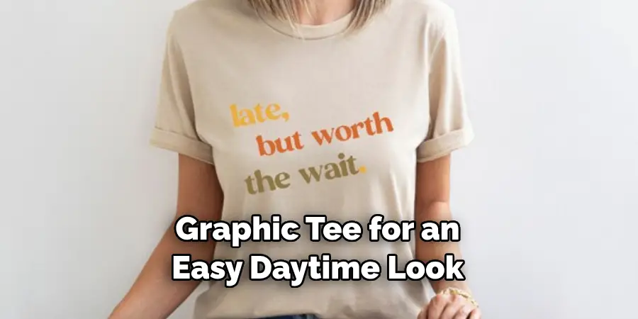 Graphic Tee for an Easy Daytime Look