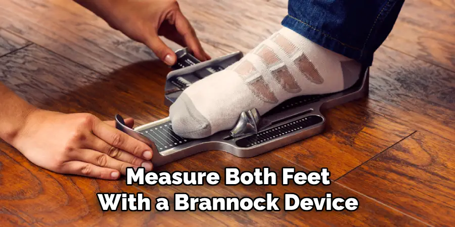 Measure Both Feet With a Brannock Device
