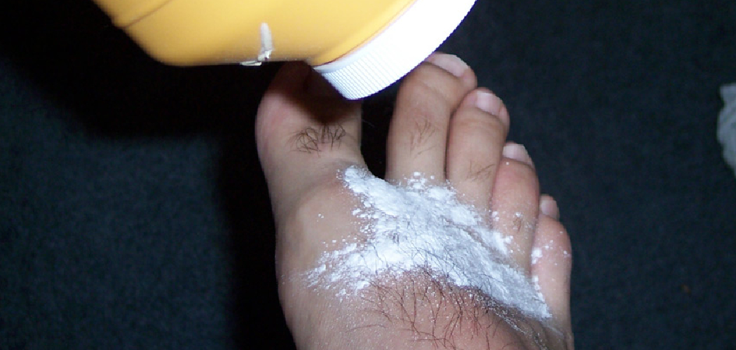 How to Apply Foot Powder