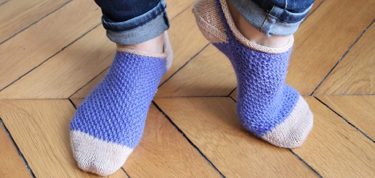 How to Prevent Ankle Socks From Slipping