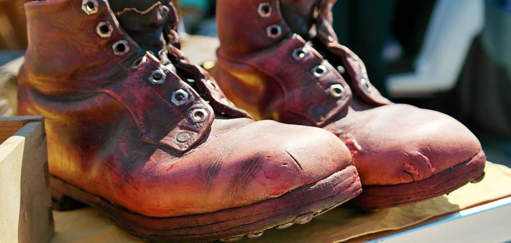 How to Remove Steel Toe From Boots