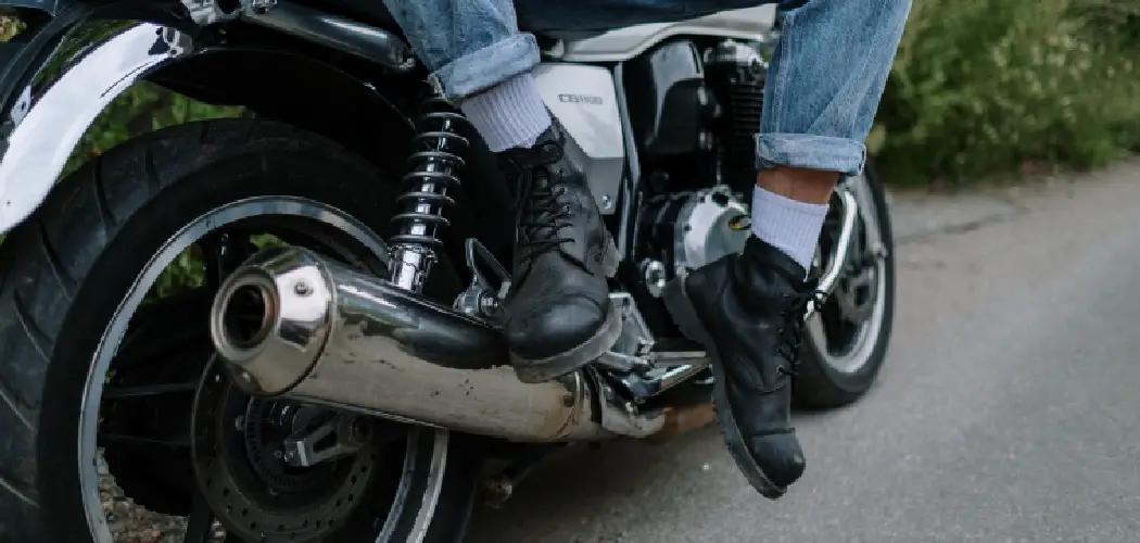 How to Wear Motorcycle Boots