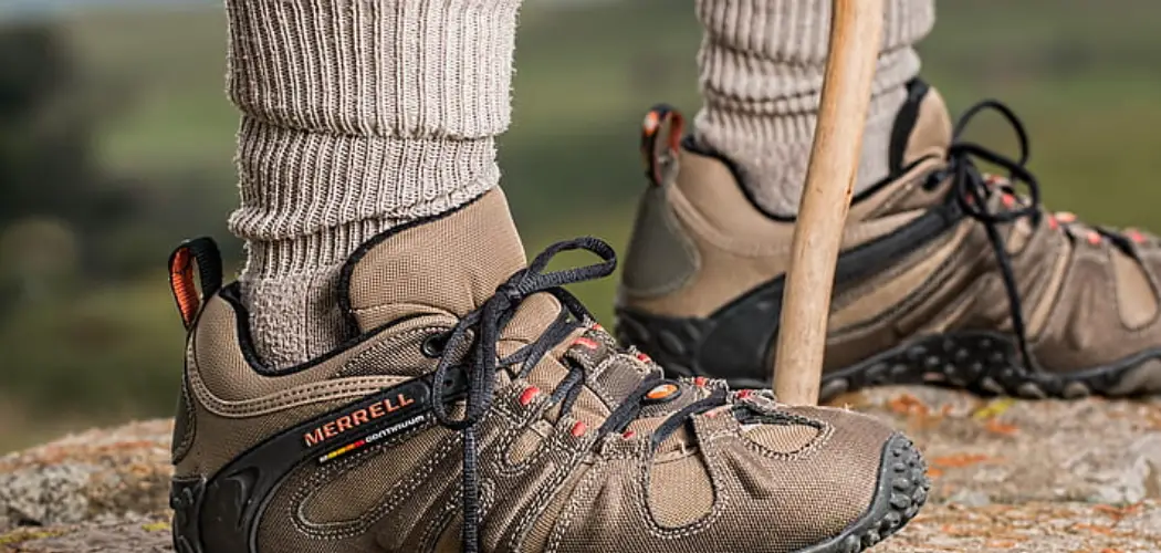 How to Pick Hiking Shoes