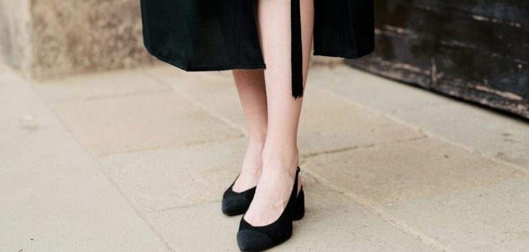 How to Style Black Flats