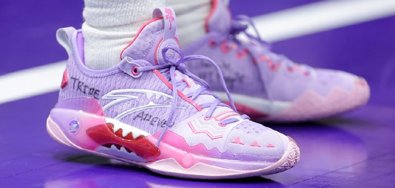 How to Buy Anta Shoes
